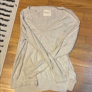 Lucky Brand Women's V-Neck Sweater in Light Gray